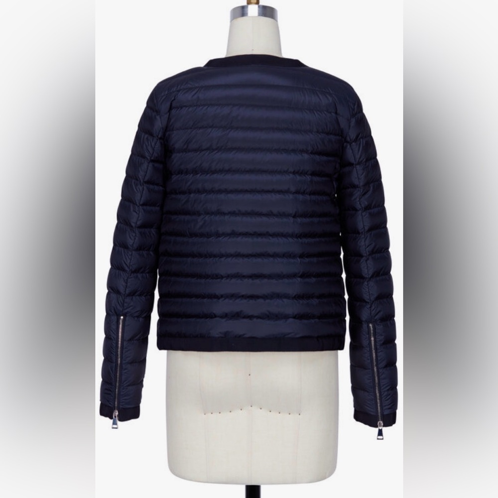 Moncler Navy down jacket - Picture 2 of 6